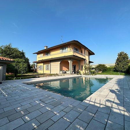 Villa 2 Cassano D'adda Bagian luar foto