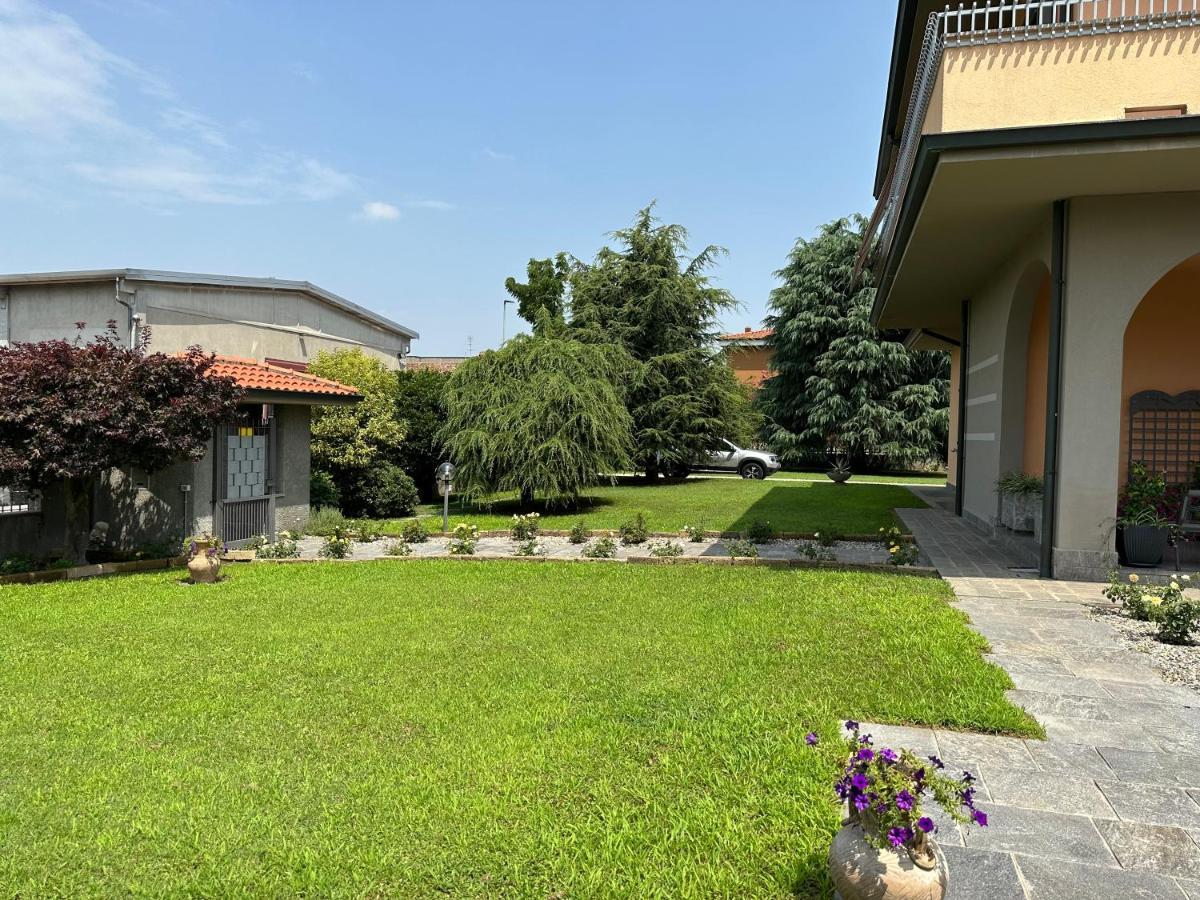 Villa 2 Cassano D'adda Bagian luar foto