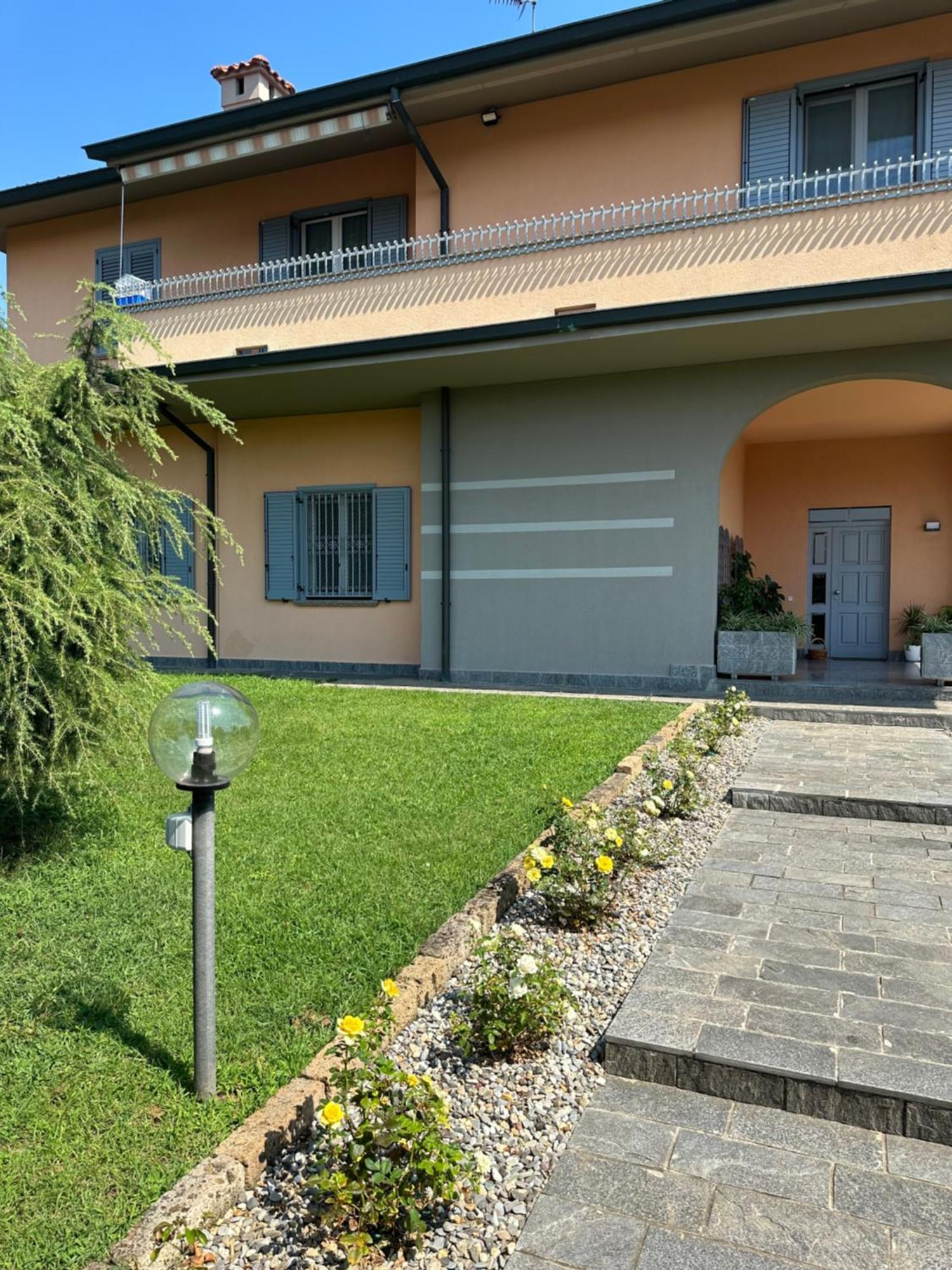 Villa 2 Cassano D'adda Bagian luar foto